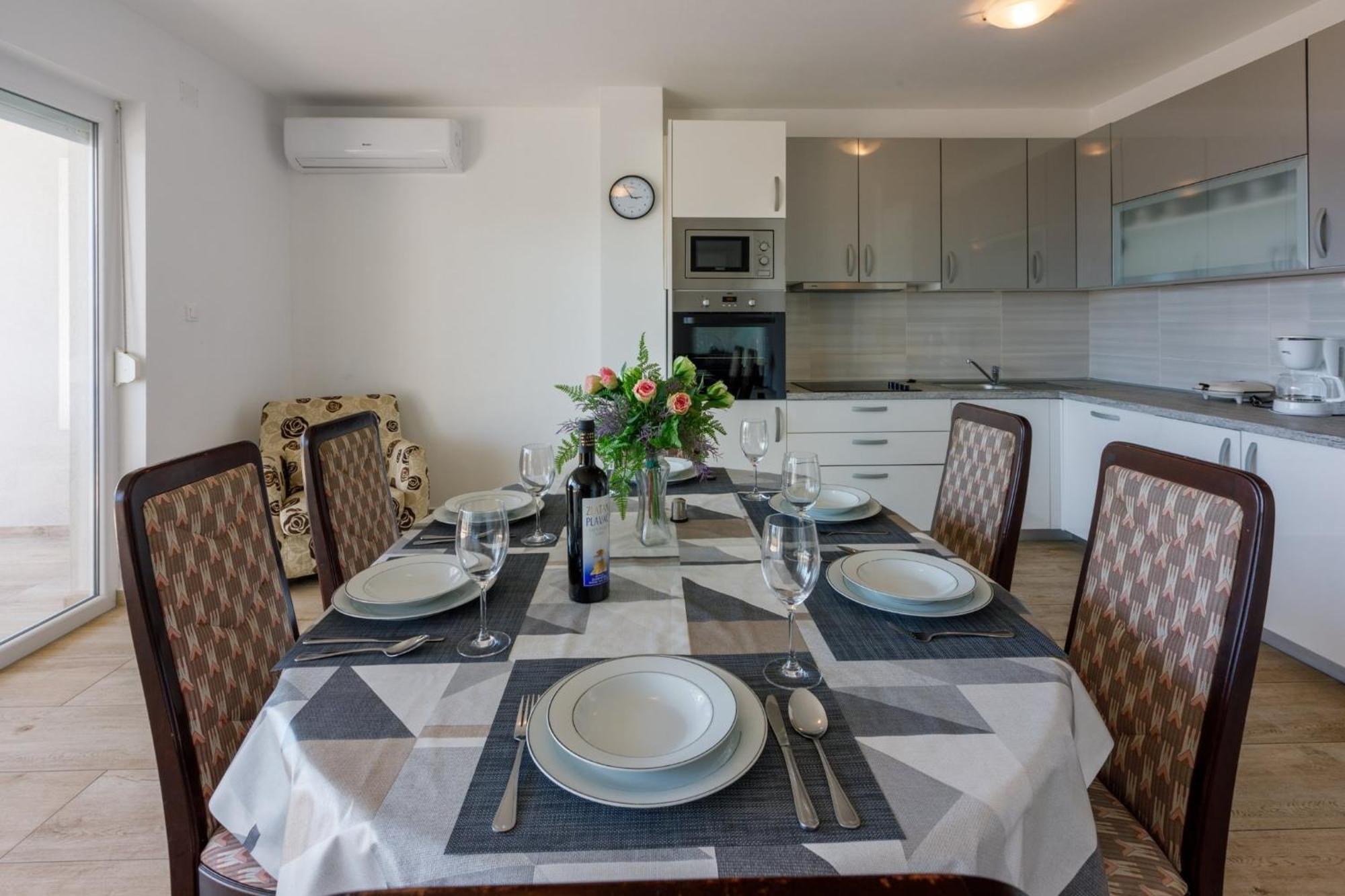 Melanie Apartment Crikvenica Exterior photo